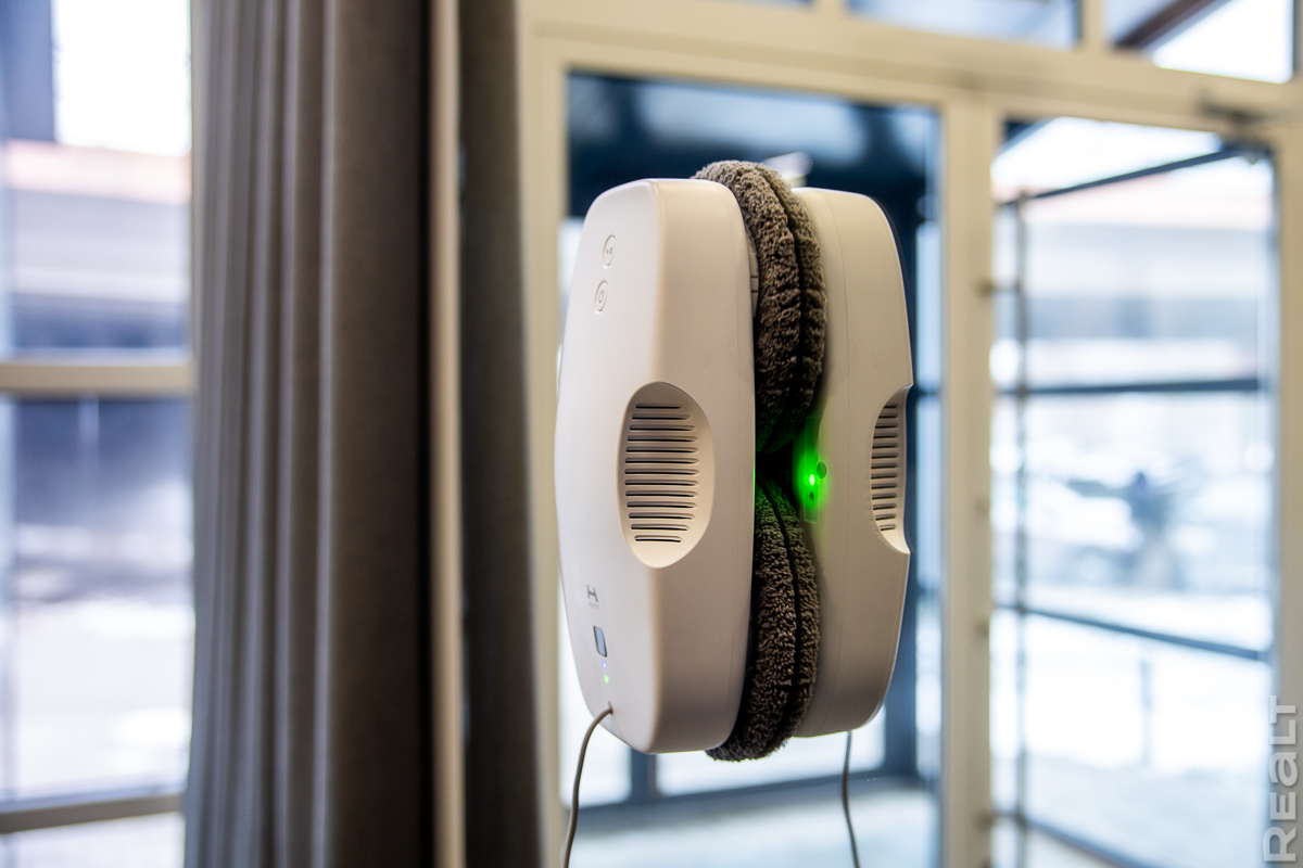 Чем эффективно помыть окна в доме самостоятельно — лучшие устройства в 2025 году