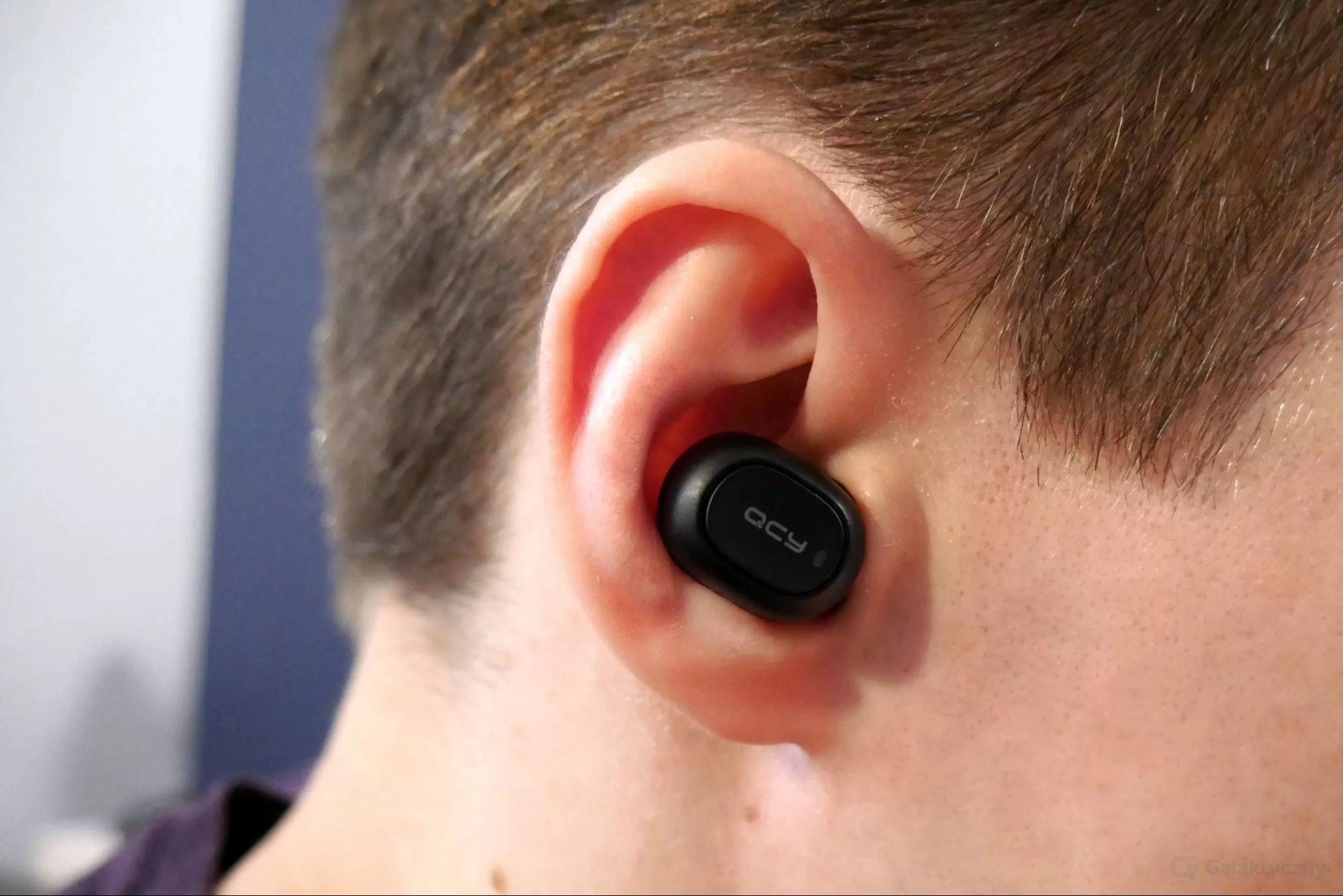 внутриканальные наушники затычки фиксируются в ушном канале