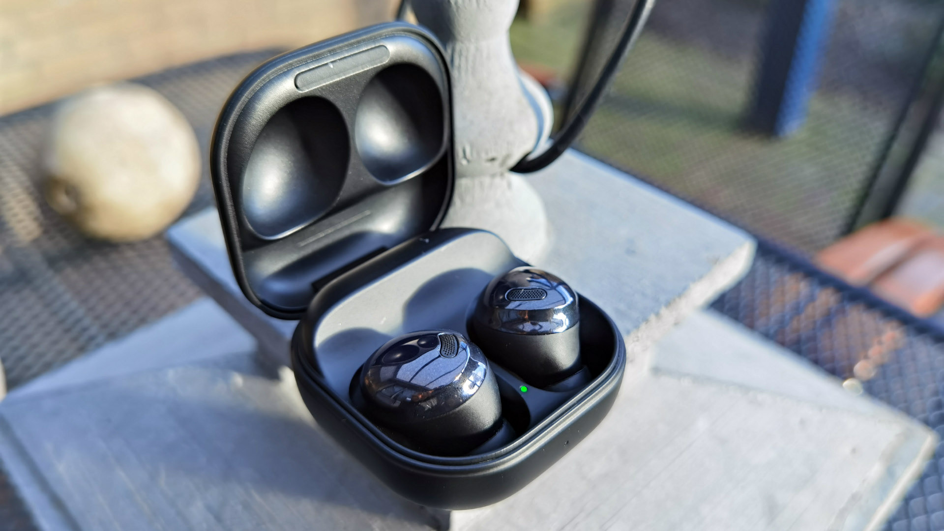 беспроводные наушники Samsung Galaxy Buds Pro
