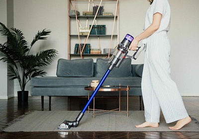 Как выбрать вертикальный беспроводной пылесос: руководство 2025 года