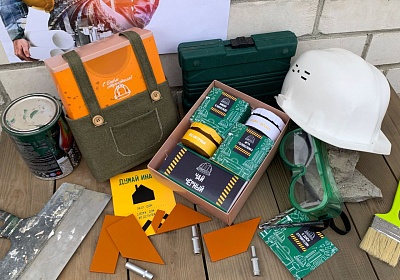 Лучшие подарки на День строителя — ТОП-15 гаджетов