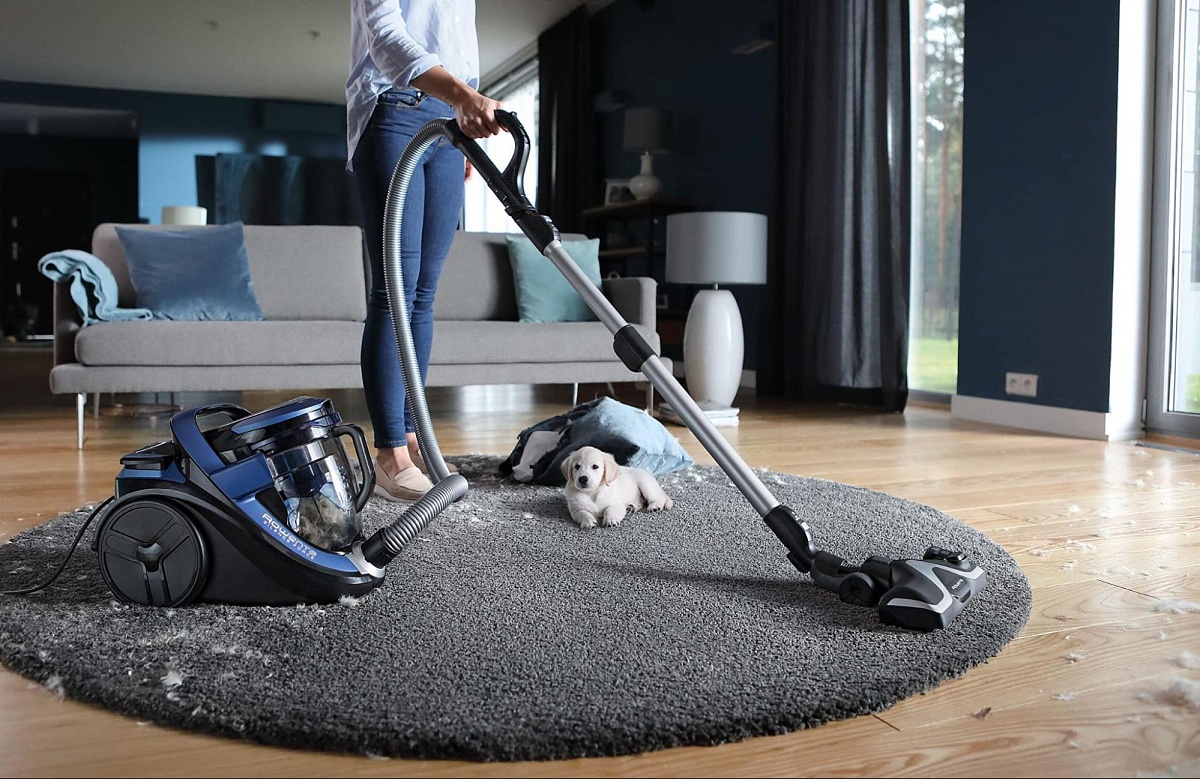 Как выбрать мощный пылесос и не запутаться в цифрах